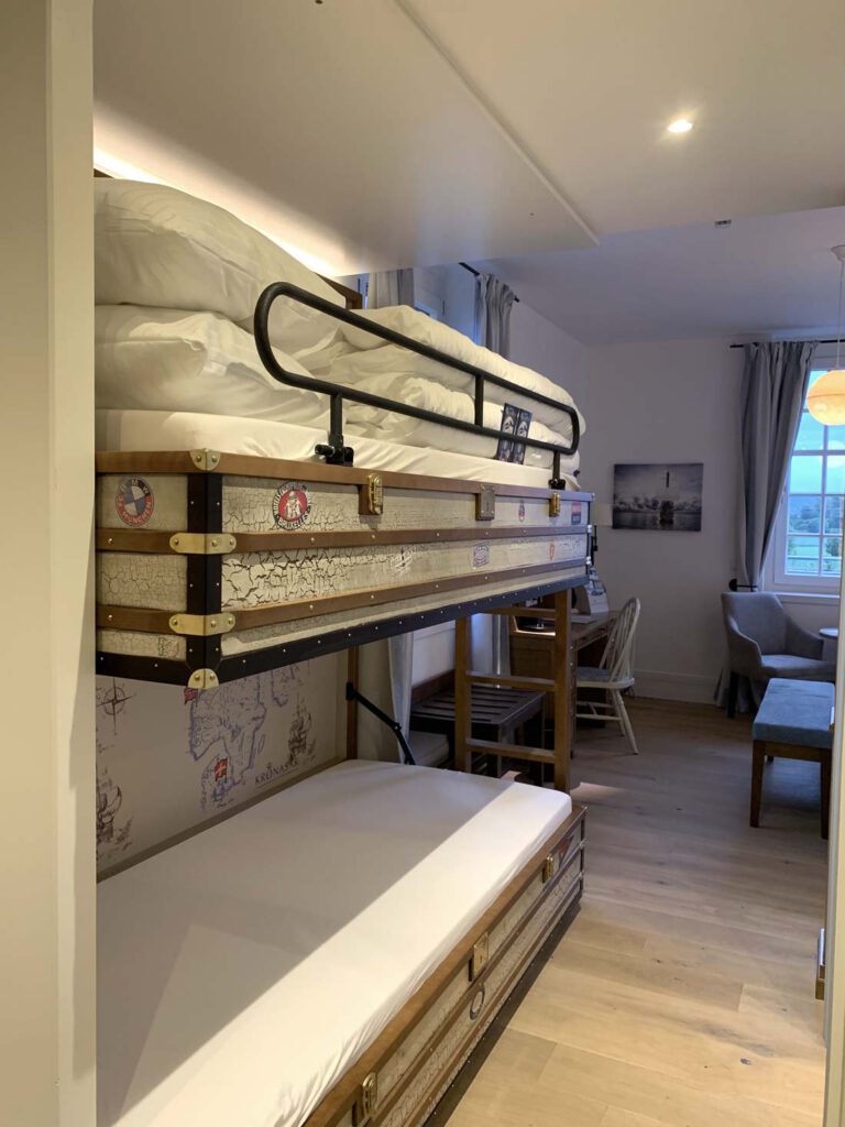 Hotel Krønasår: Standardzimmer im Landhausstil