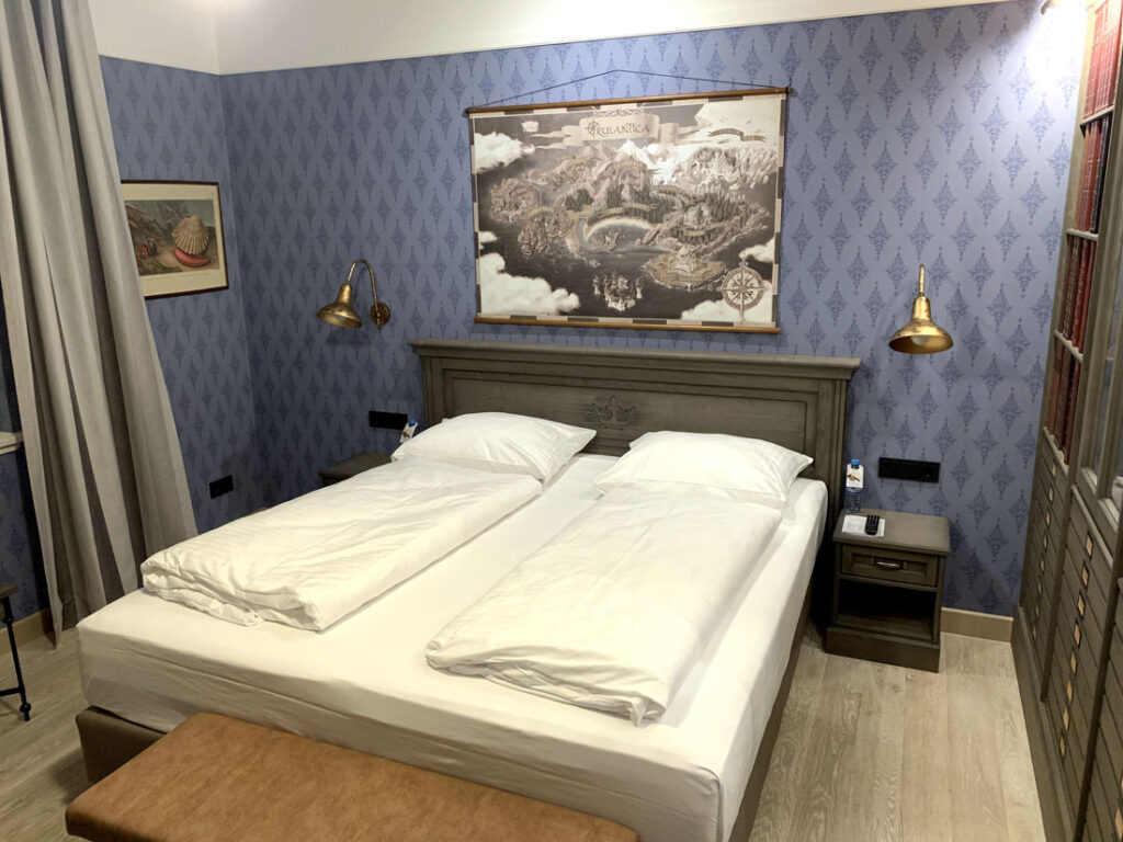 Hotel Krønasår: blaues Standardzimmer