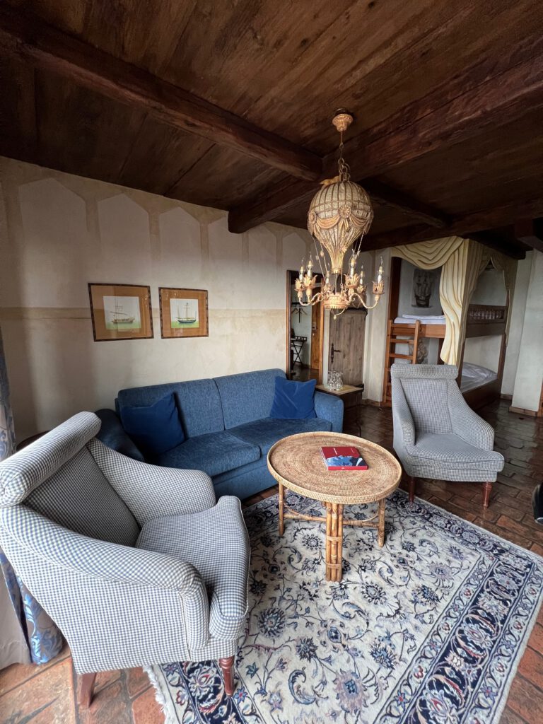 Hotel Castillo Alcazar: Columbus Themensuite