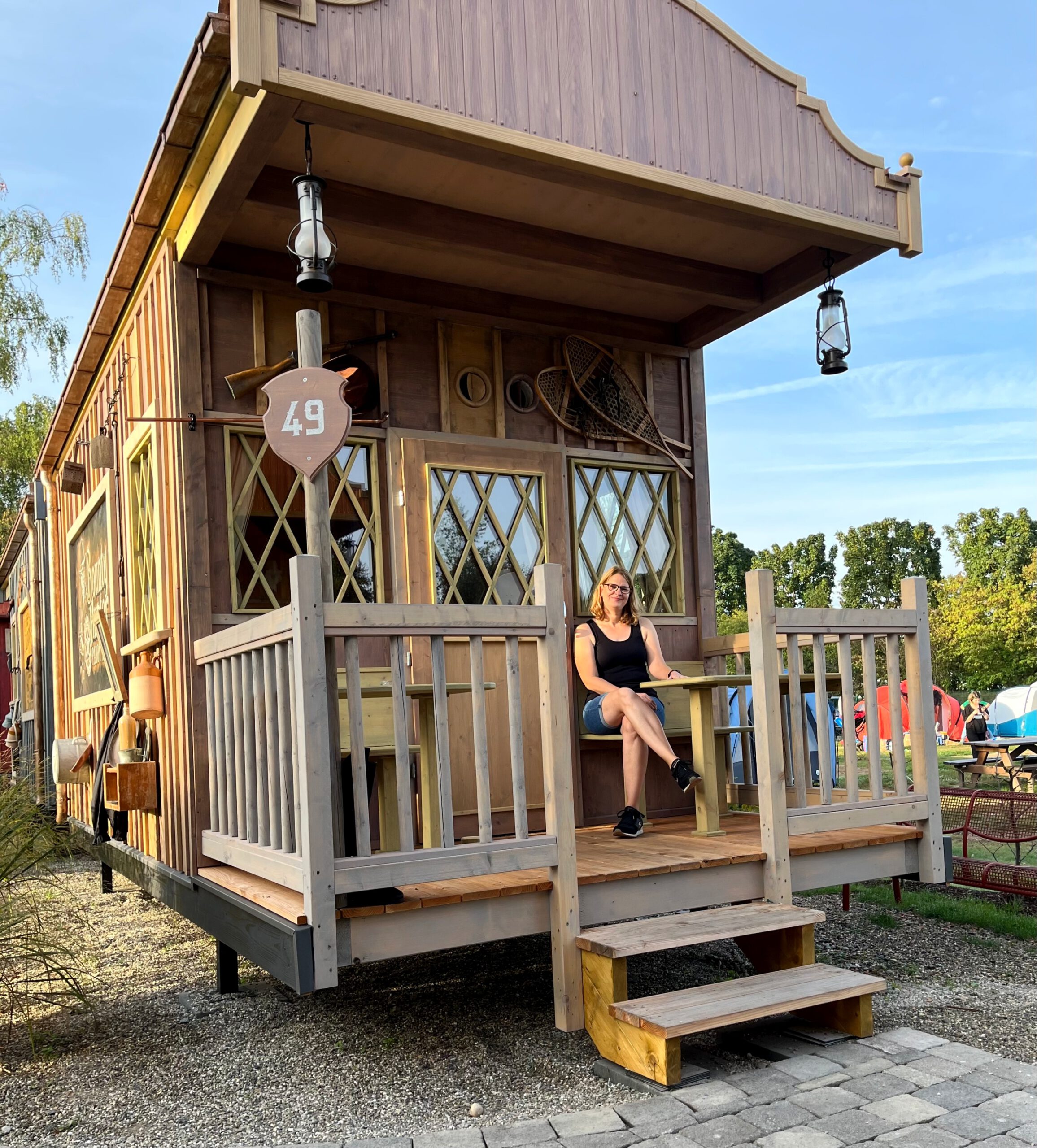 Camp Resort: Komfort Planwagen