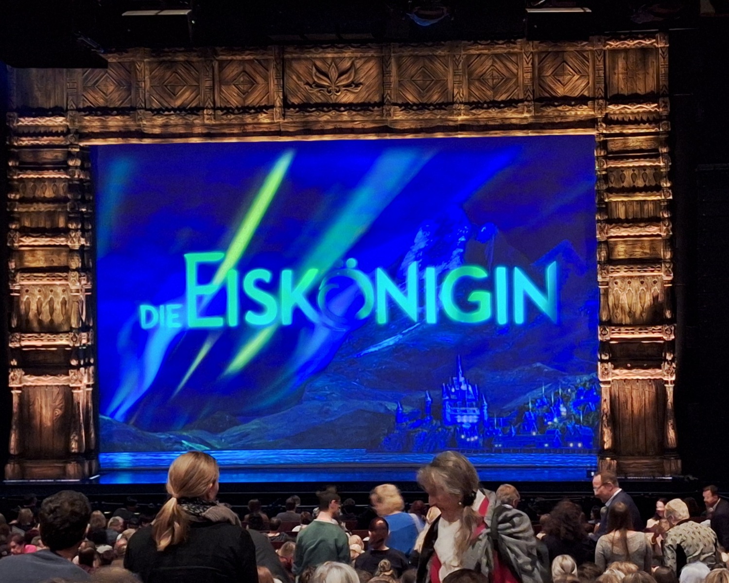 Stuttgart: Die Eiskönigin
