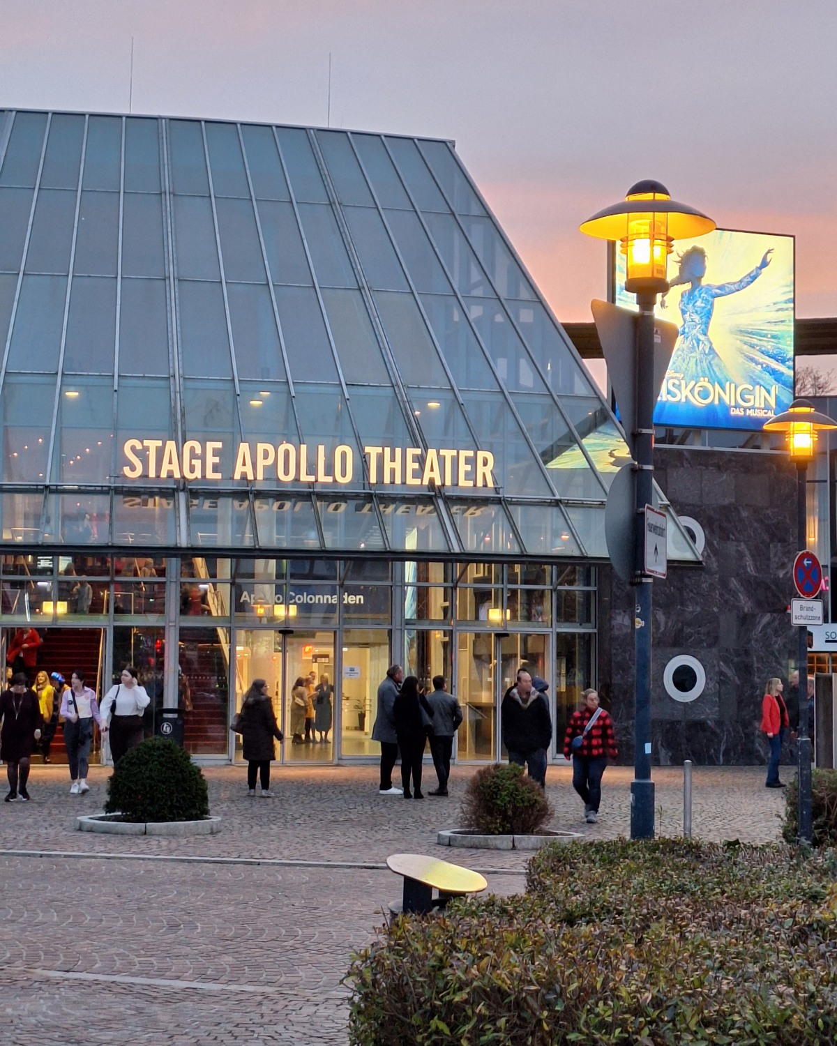 Stuttgart: Die Eiskönigin
