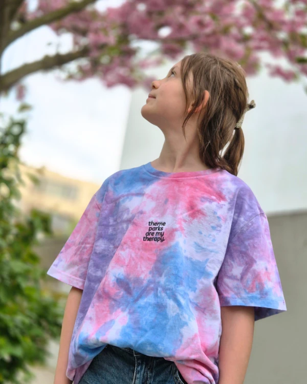 "Theme Parks are my Therapy" T-Shirt